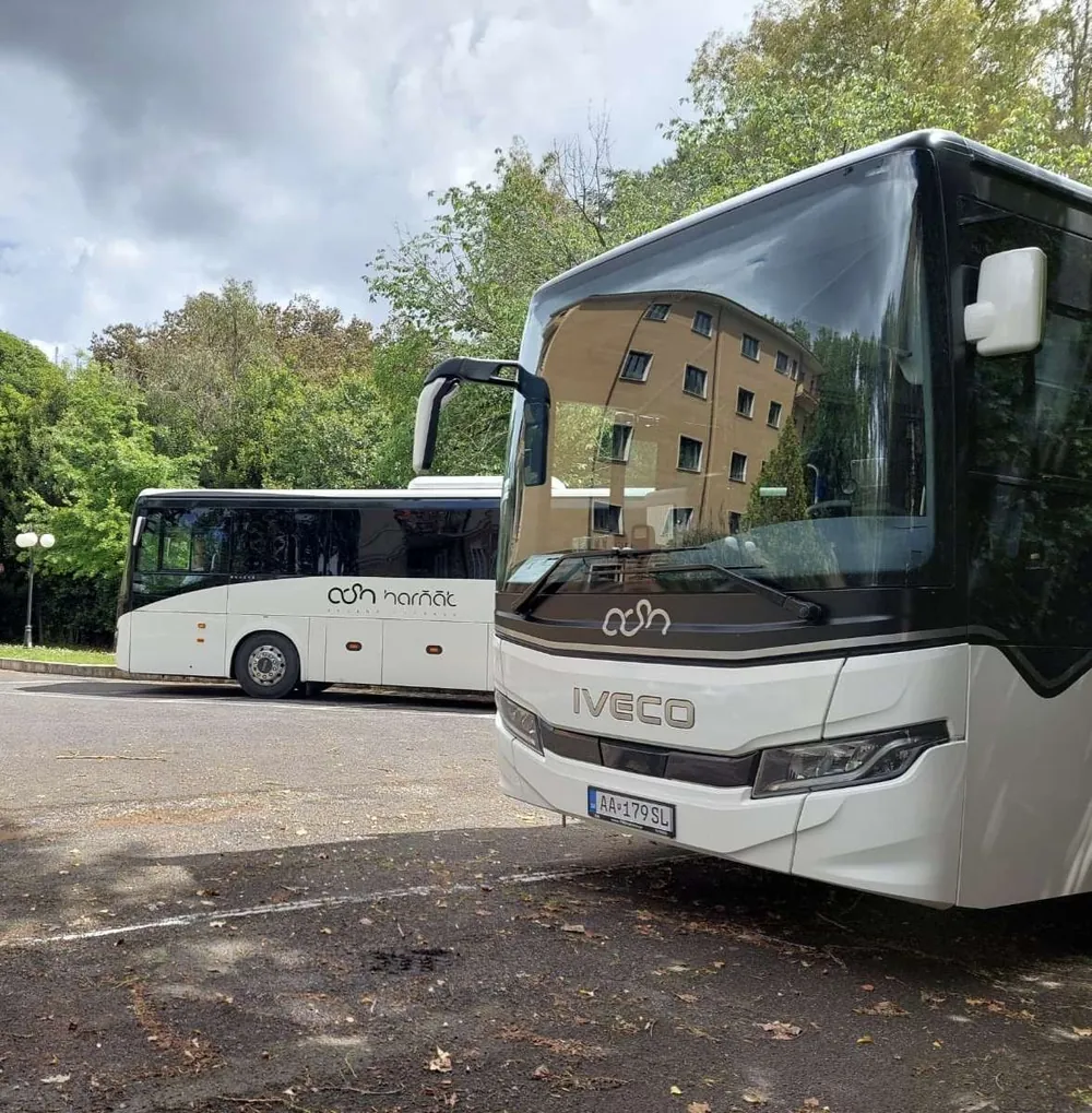 Autobus Harňák na trase cez horné Považie