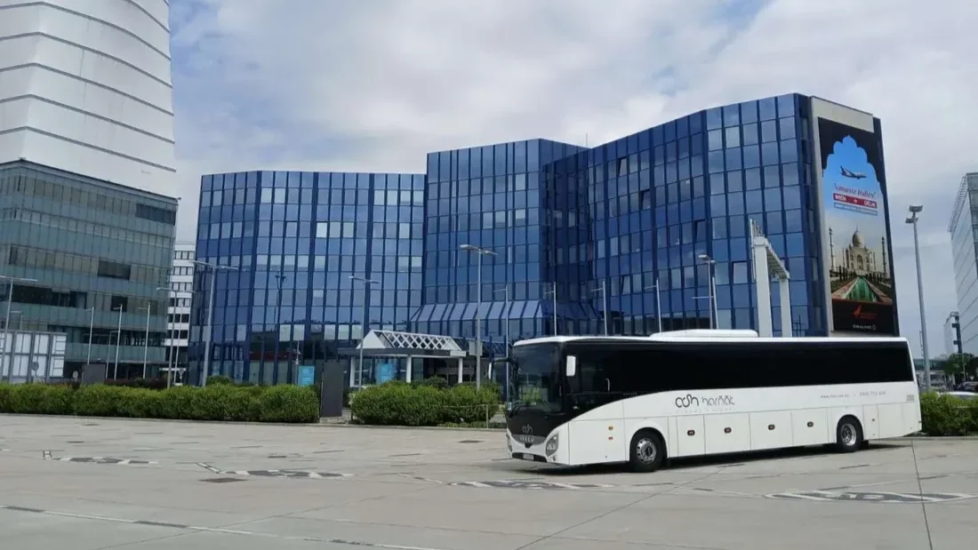 Hyundai Staria na letiskový transfer na letiská Viedeň a Bratislava